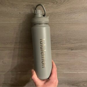 Lululemon Back to Life Sport Bottle